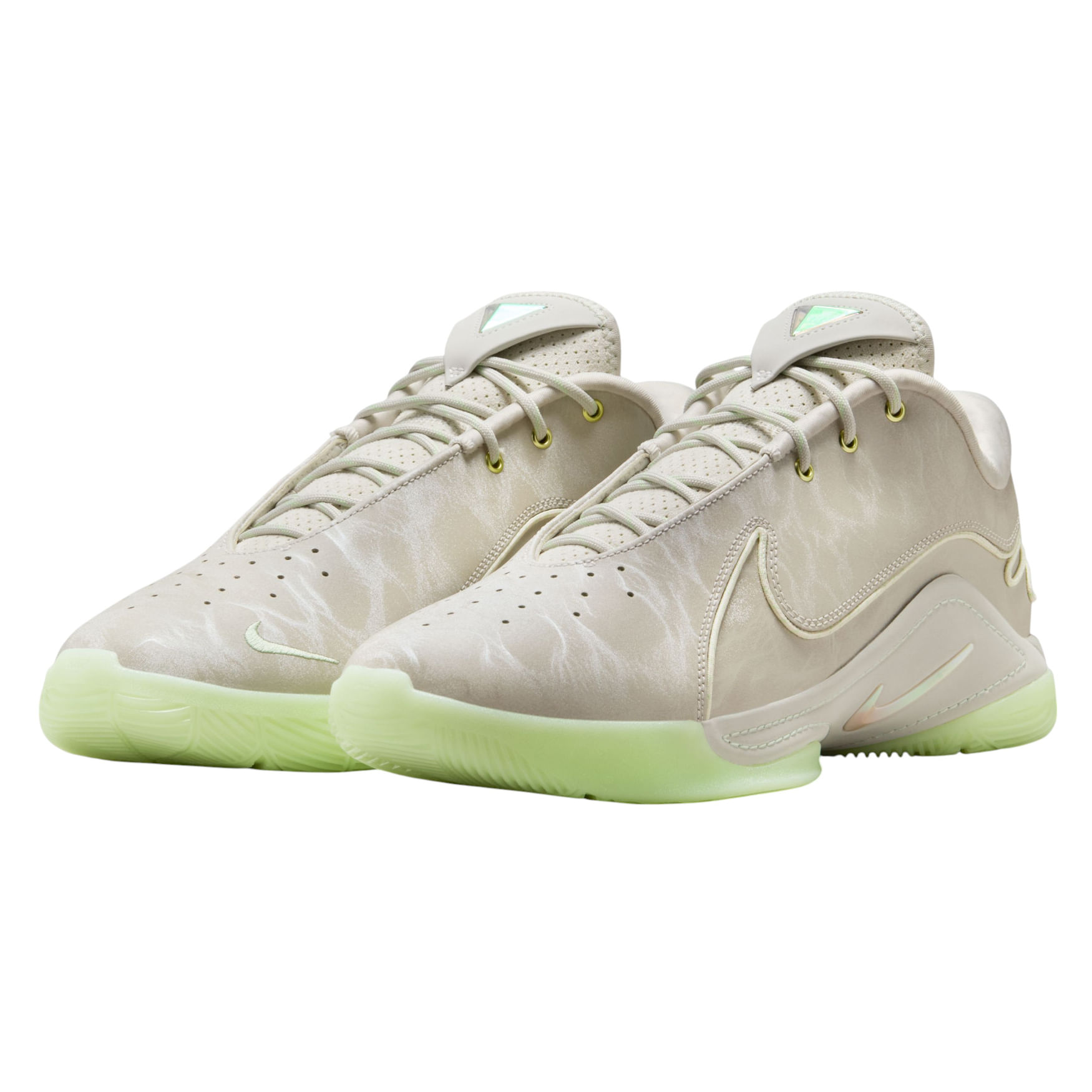 Nike-LeBron-XXII--Crown-Jewel--Basketball-Shoe---Men-s-Light-Bone---Soft-Pearl---Vapor-Green