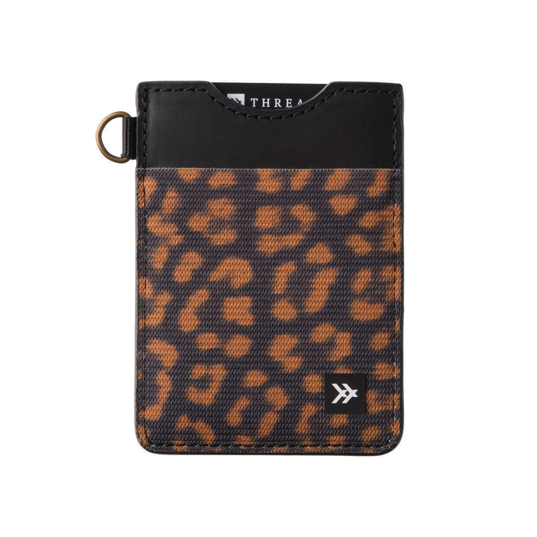 Thread-Vertical-Wallet-Hendrix