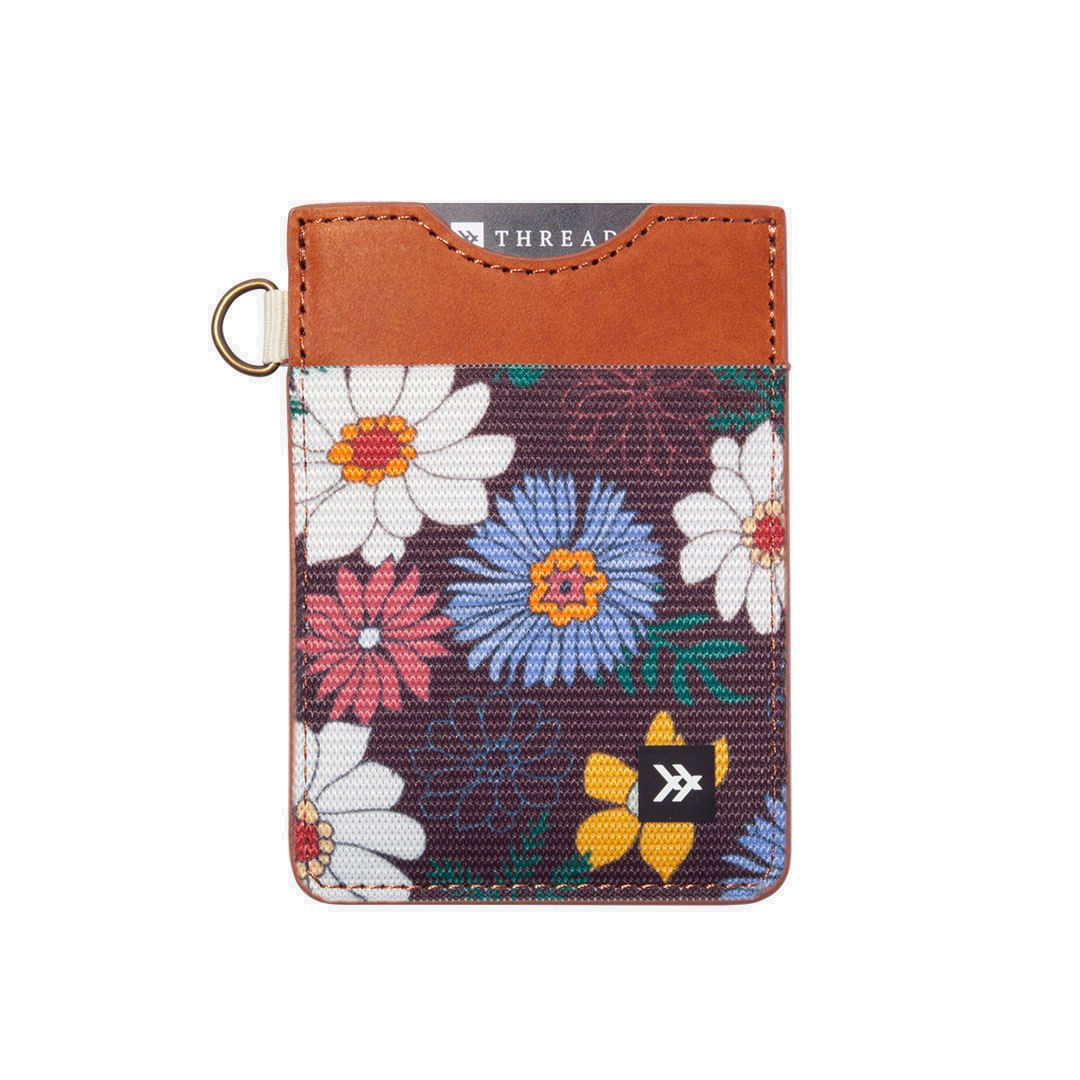 Thread-Vertical-Wallet-Clover