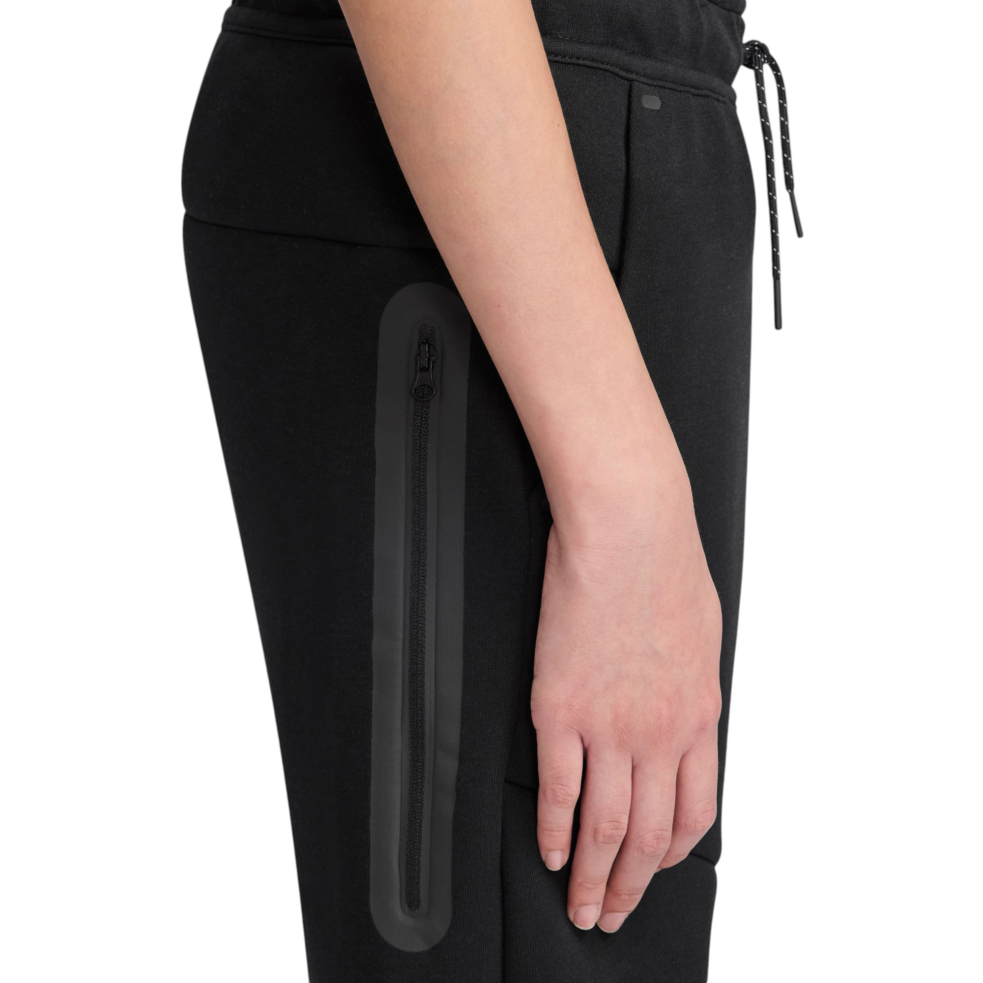 Nike-Sportswear-Tech-Fleece-Pant---Boys--Black---Black