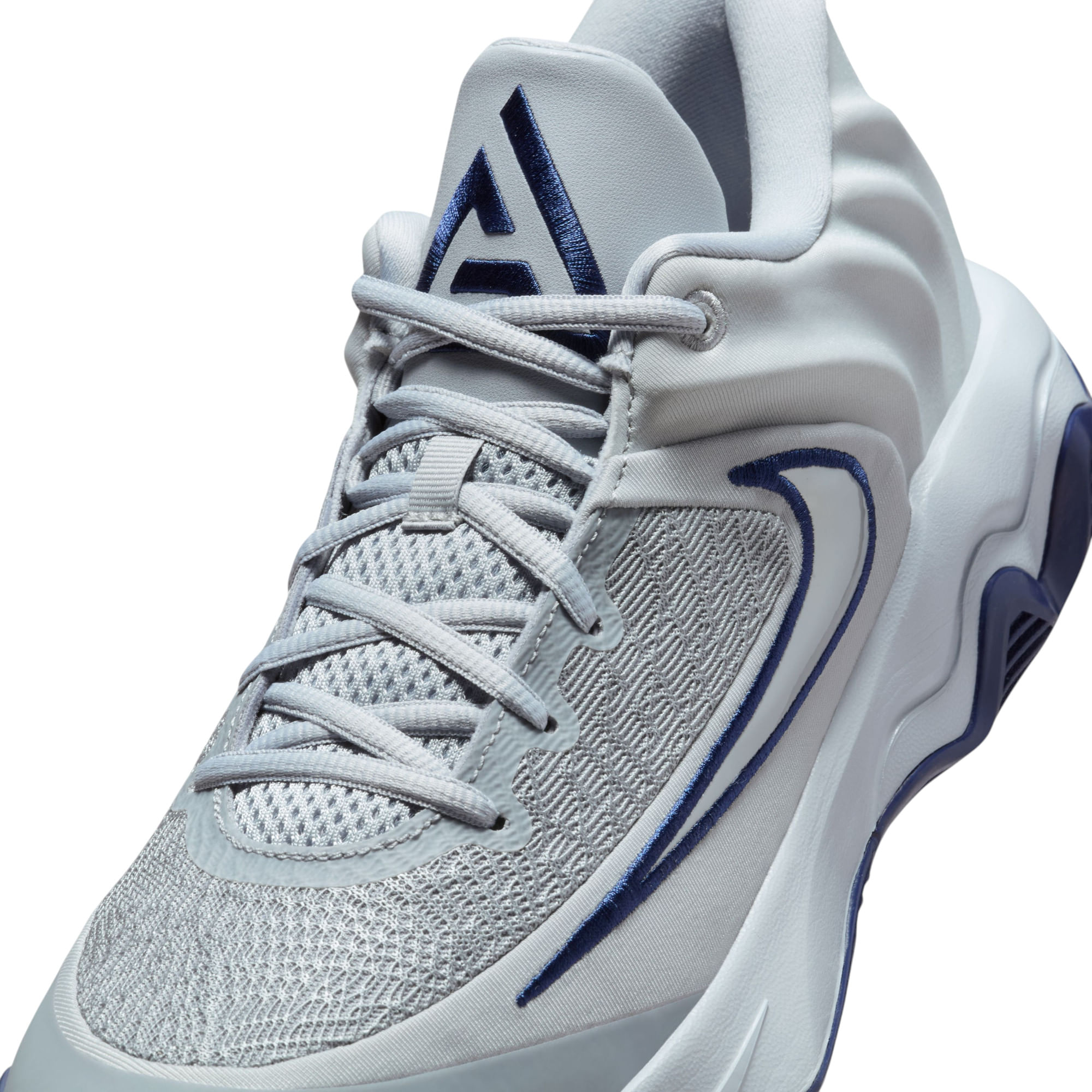 Nike-Giannis-Immortality-4-Basketball-Shoe---Men-s-Wolf-Grey---Metallic-Platinum---Pure-Platinum