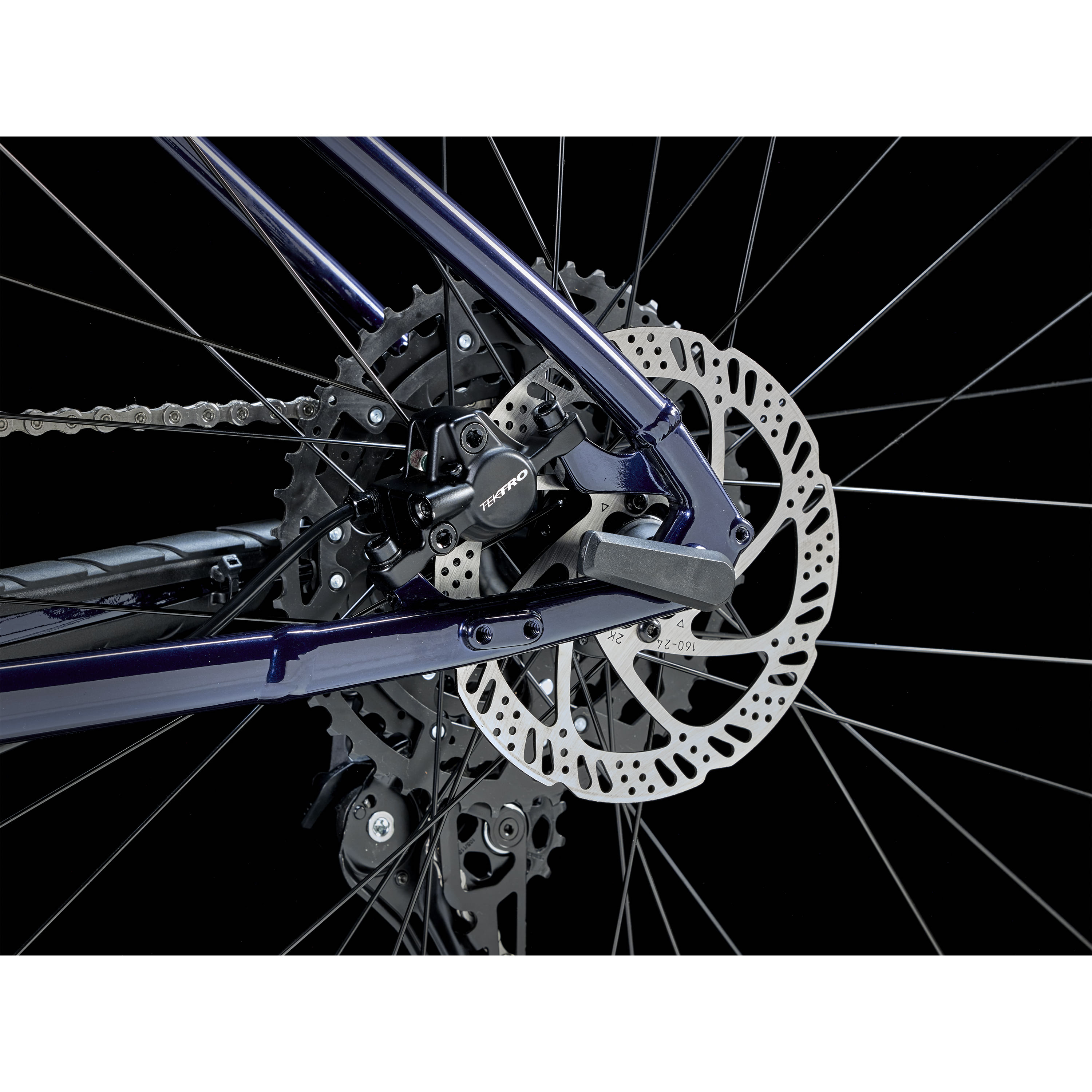 Trek-Marlin-6-Gen-3-Bike---2025-Rage-Red-To-Deep-Dark-Blue-Fade