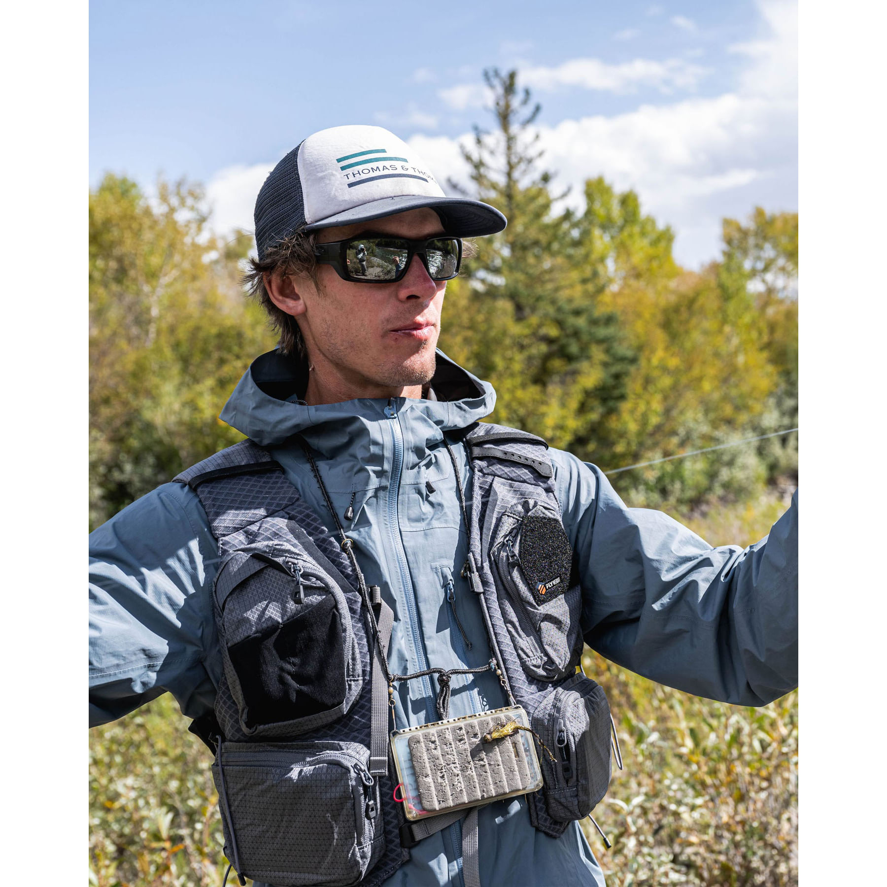 Simms Flyweight Fishing Vest - Als.com