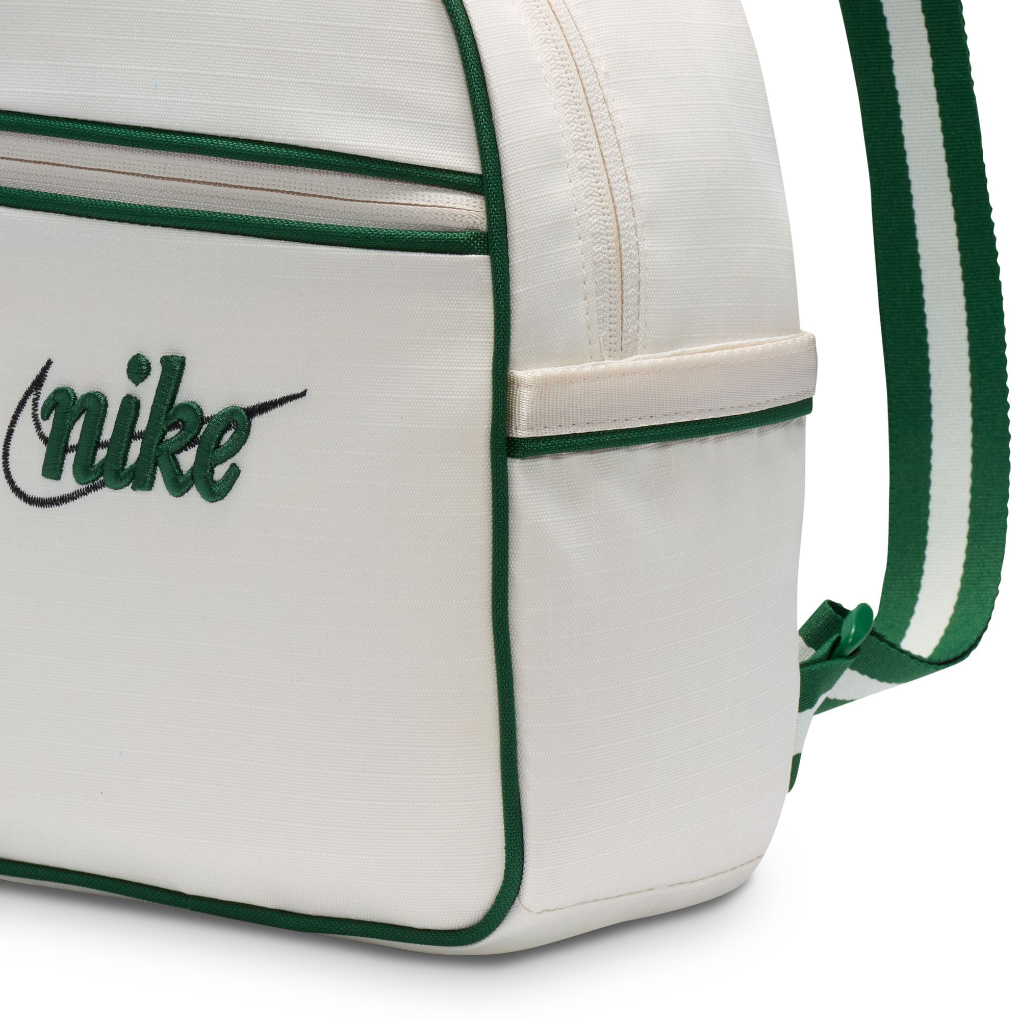 Nike Sportswear Futura 365 Mini Backpack (6L)