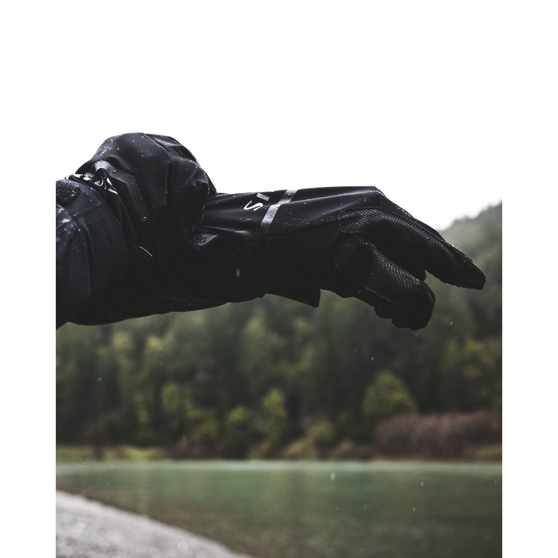 Simms-Prodry-GORE-TEX-Fishing-Glove-with-Liner-Black