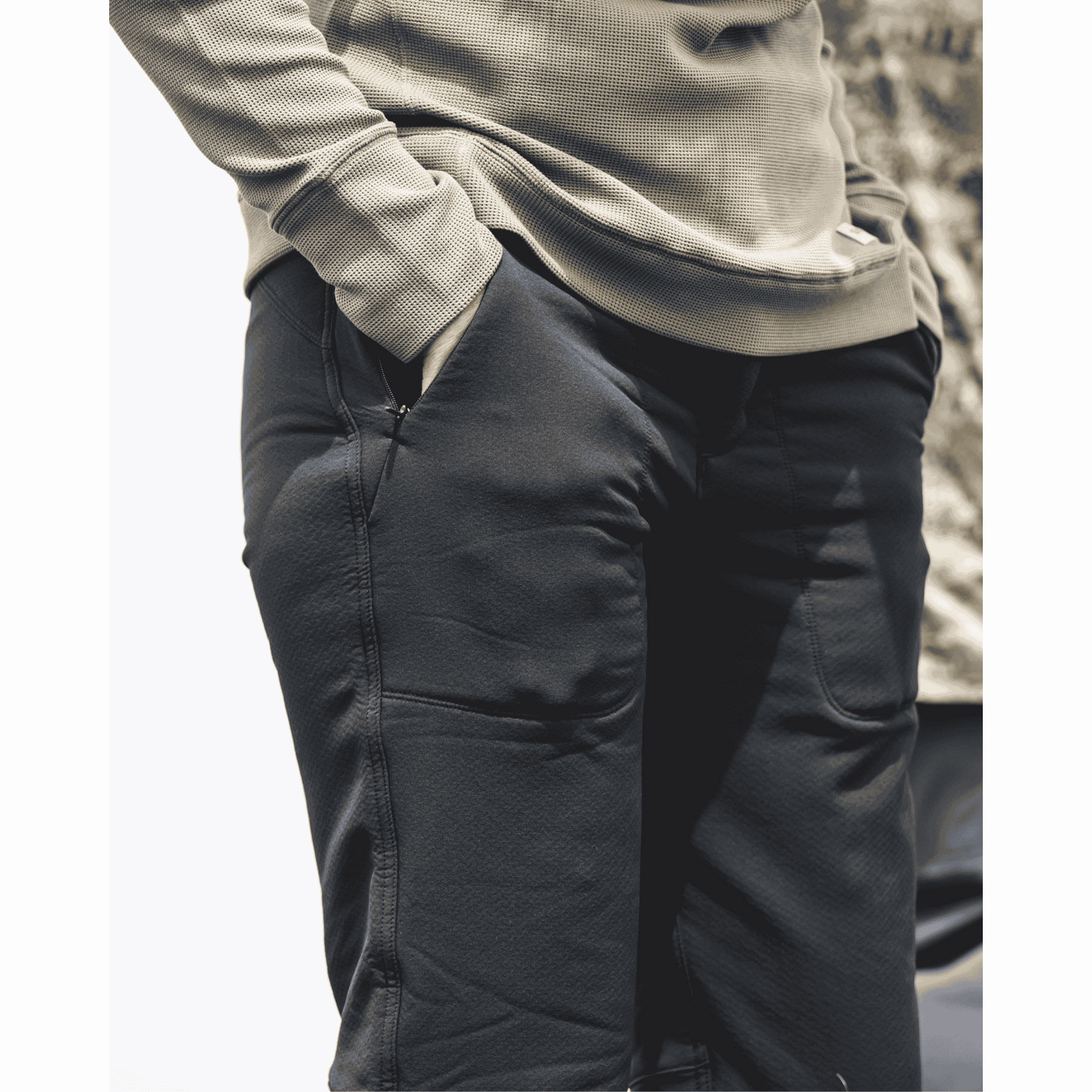 Simms-Strata-330-Bottom---Women-s-Black