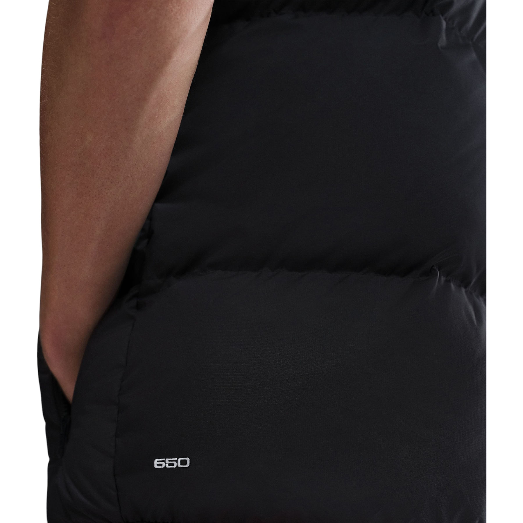 Nike-Sportswear-Club-Therma-FIT-Puffer-Vest---Men-s-Black---White