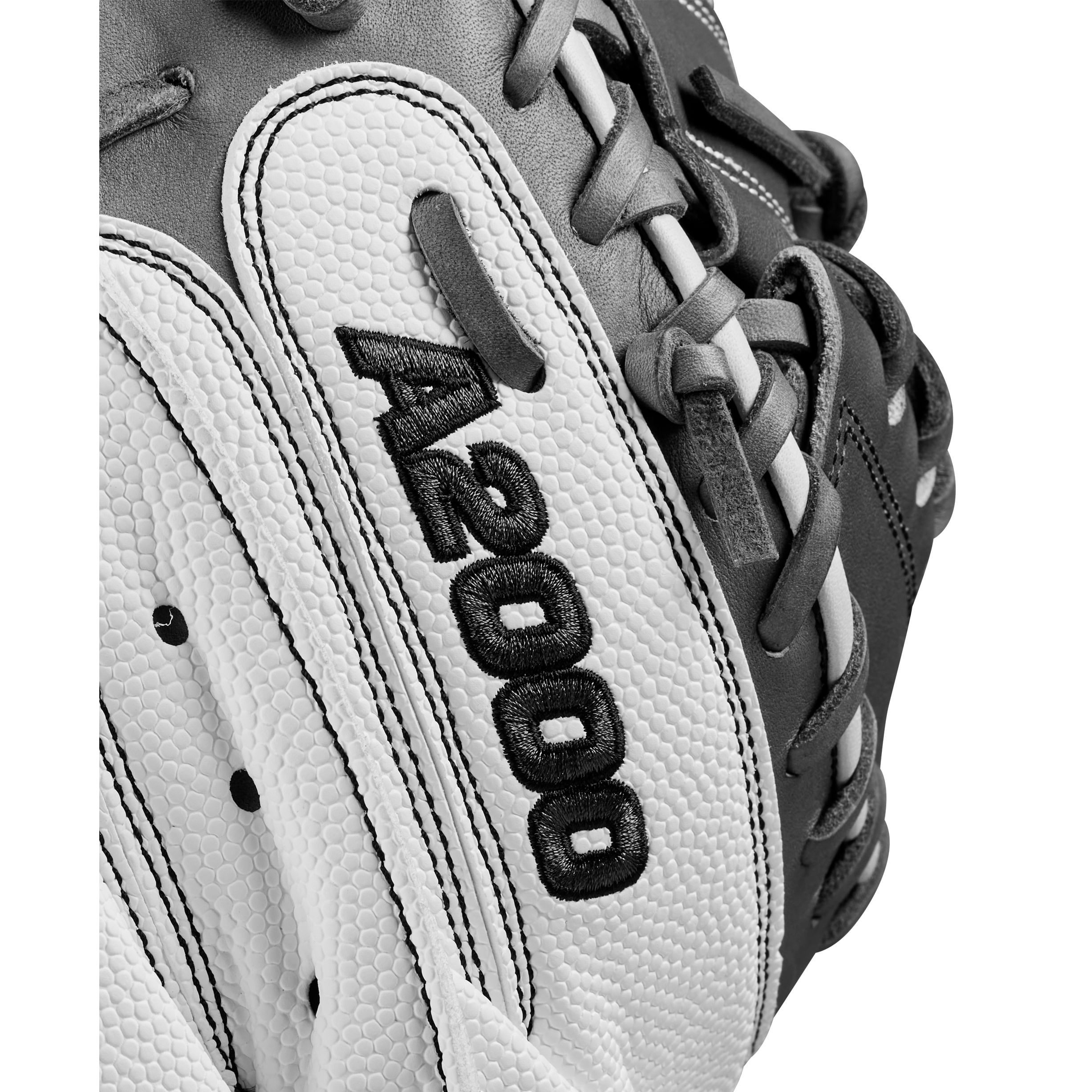Wilson-A2000-FPCM23-Fastpitch-Softball-Catcher-Mitt-Grey---White