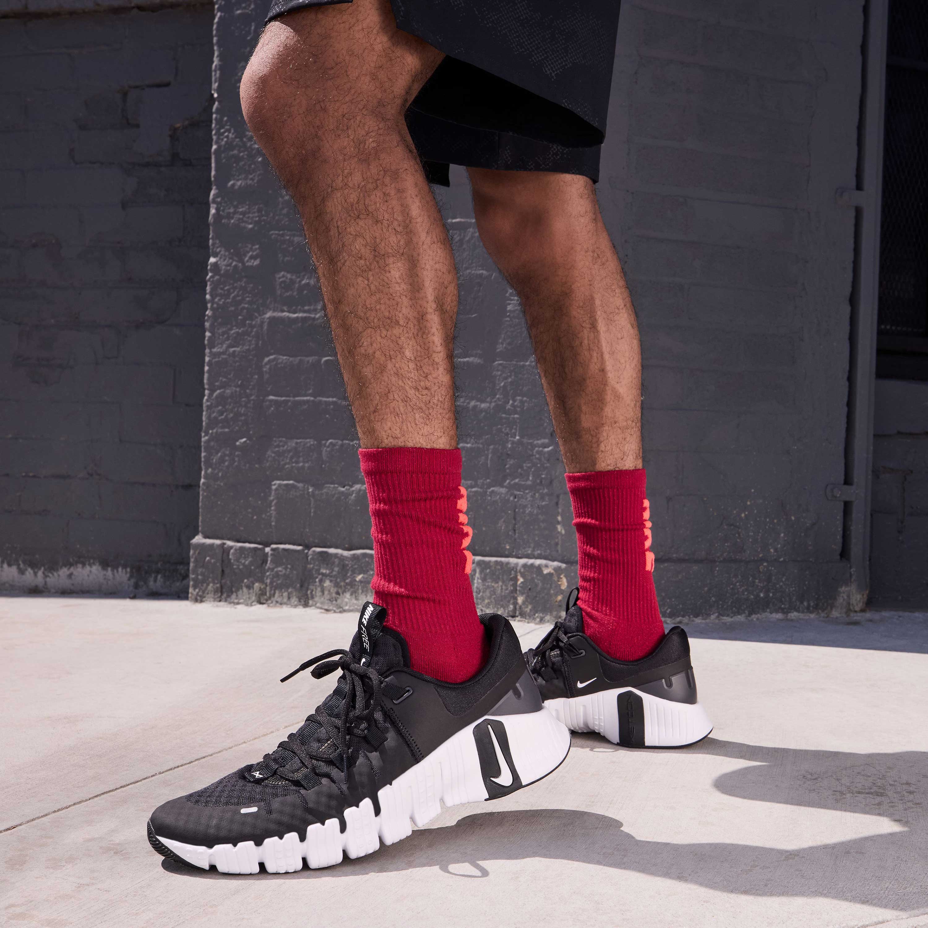 Nike-Free-Metcon-5-Training-Shoe---Men-s-Black---White---Anthracite