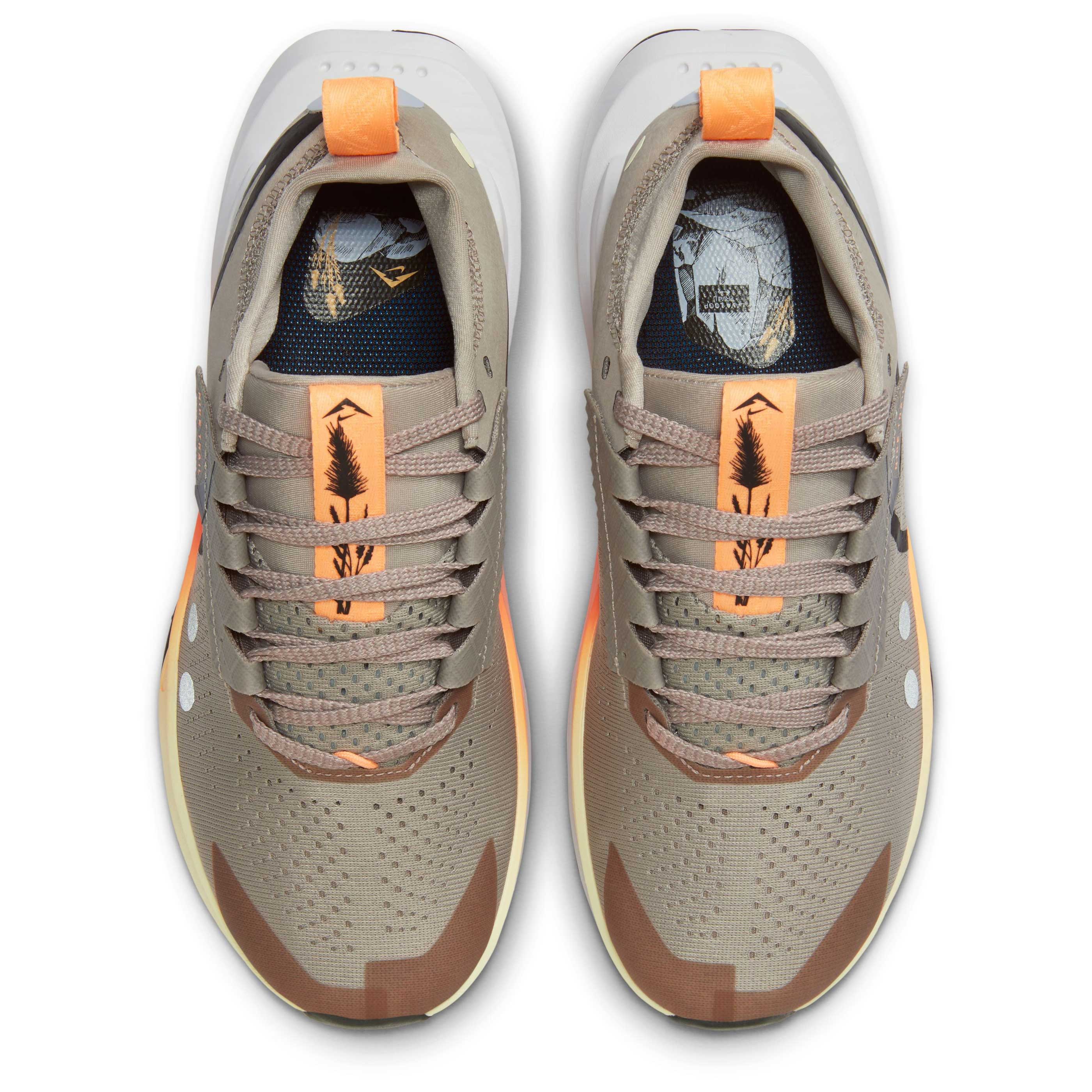 める② Nike Zegama 2 Trail Running Shoe - Women's - Als.com