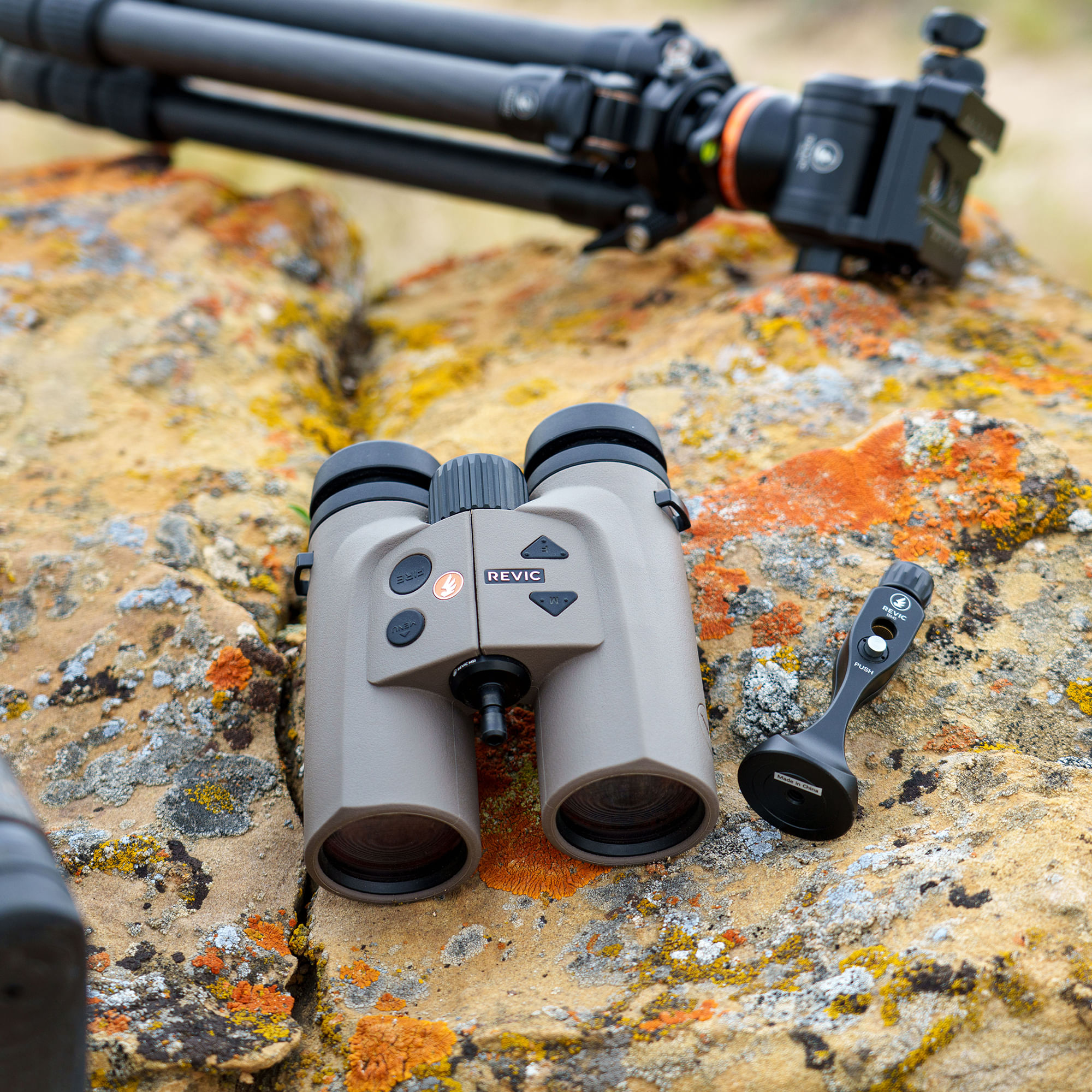 GUNWKS-REVIC-ACURA-BR10-10X42-BINOCULAR-Tan