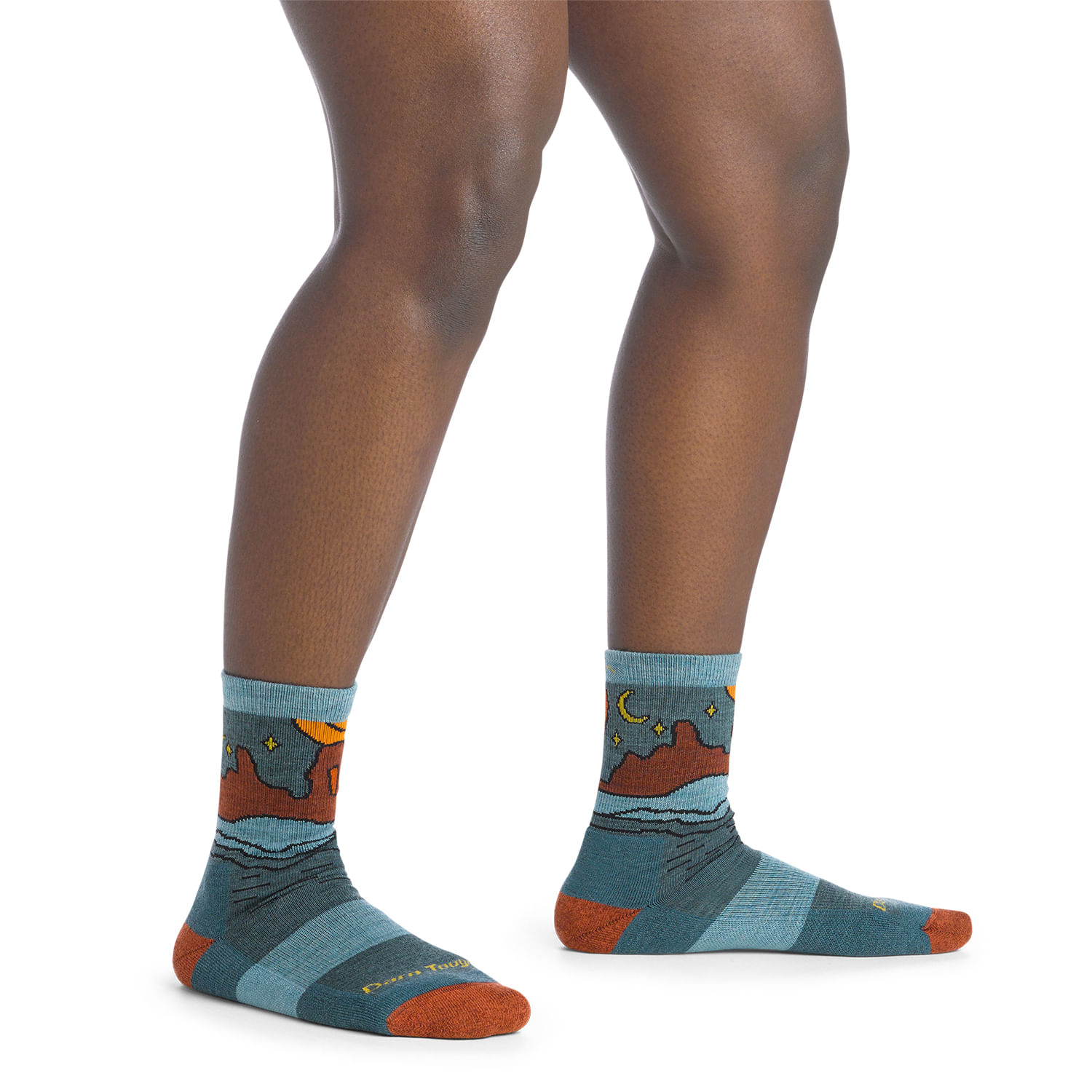 Darn-Tough-Celeste-Micro-Crew-Midweight-With-Cushion-Sock-Teal