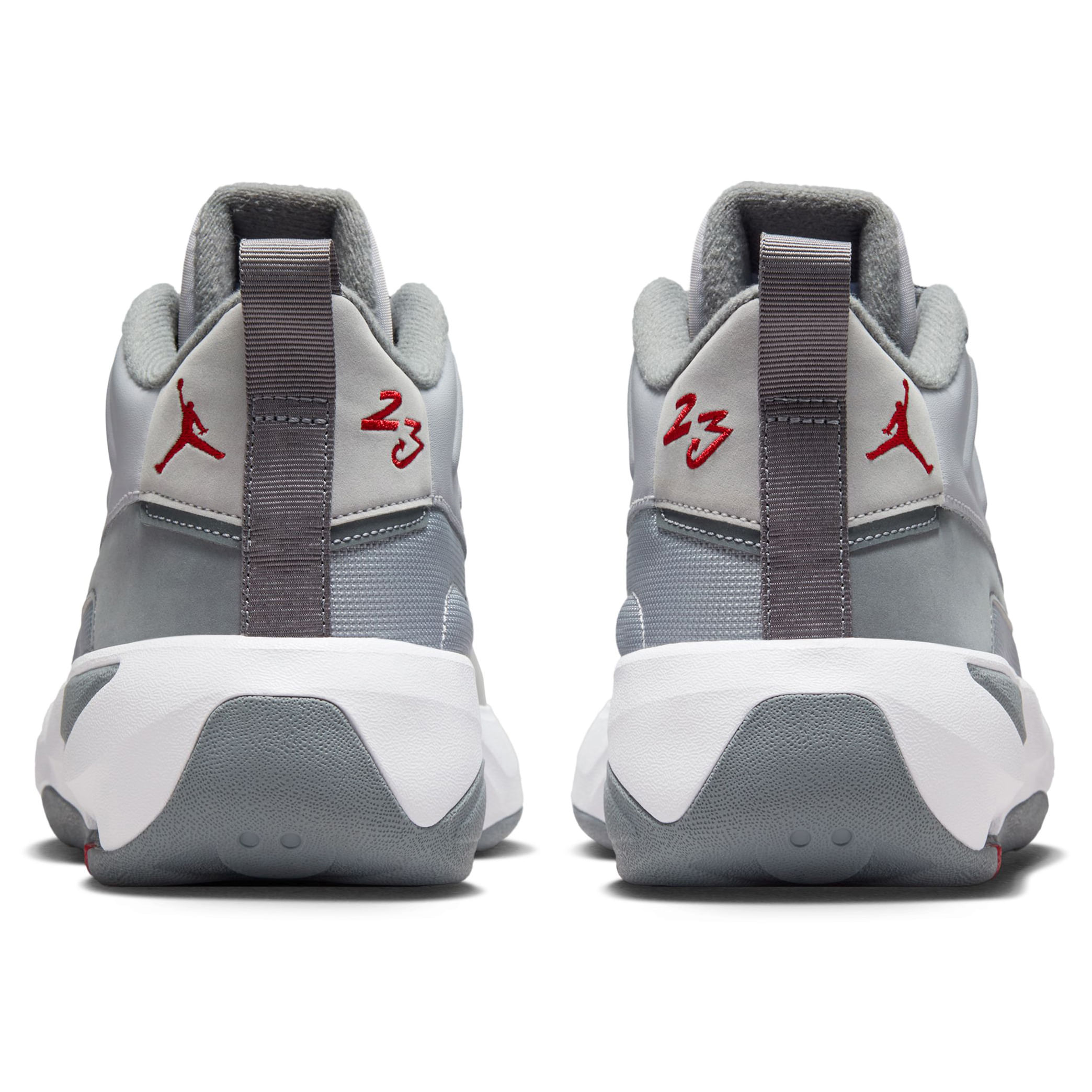 Jordan-Max-Aura-7-Shoe---Men-s-Wolf-Grey---Varsity-Red---Cool-Grey---White
