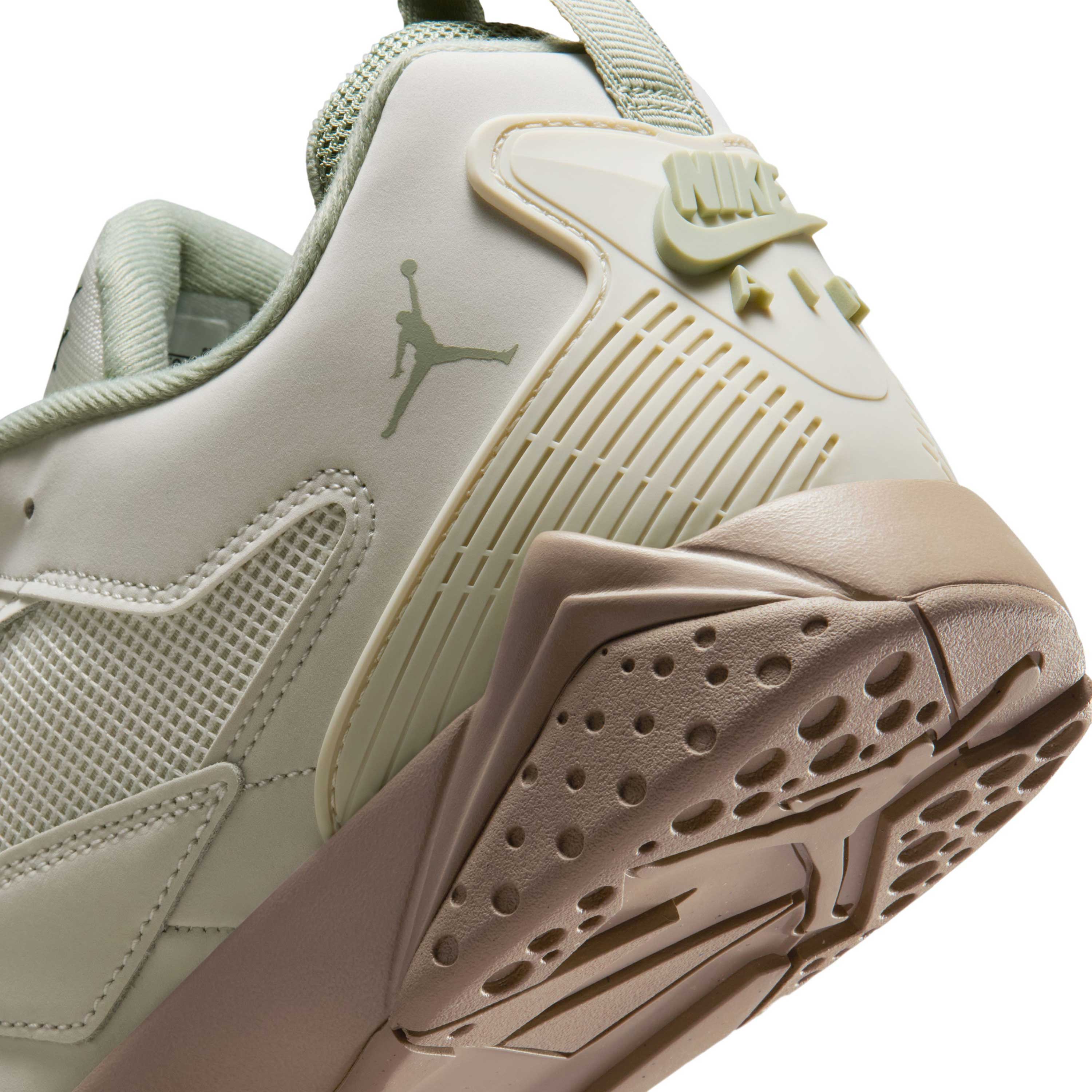 Jordan-Air-7-RM-Shoe---Men-s-Sail---Jade-Horizon---Khaki---Midnight-Green