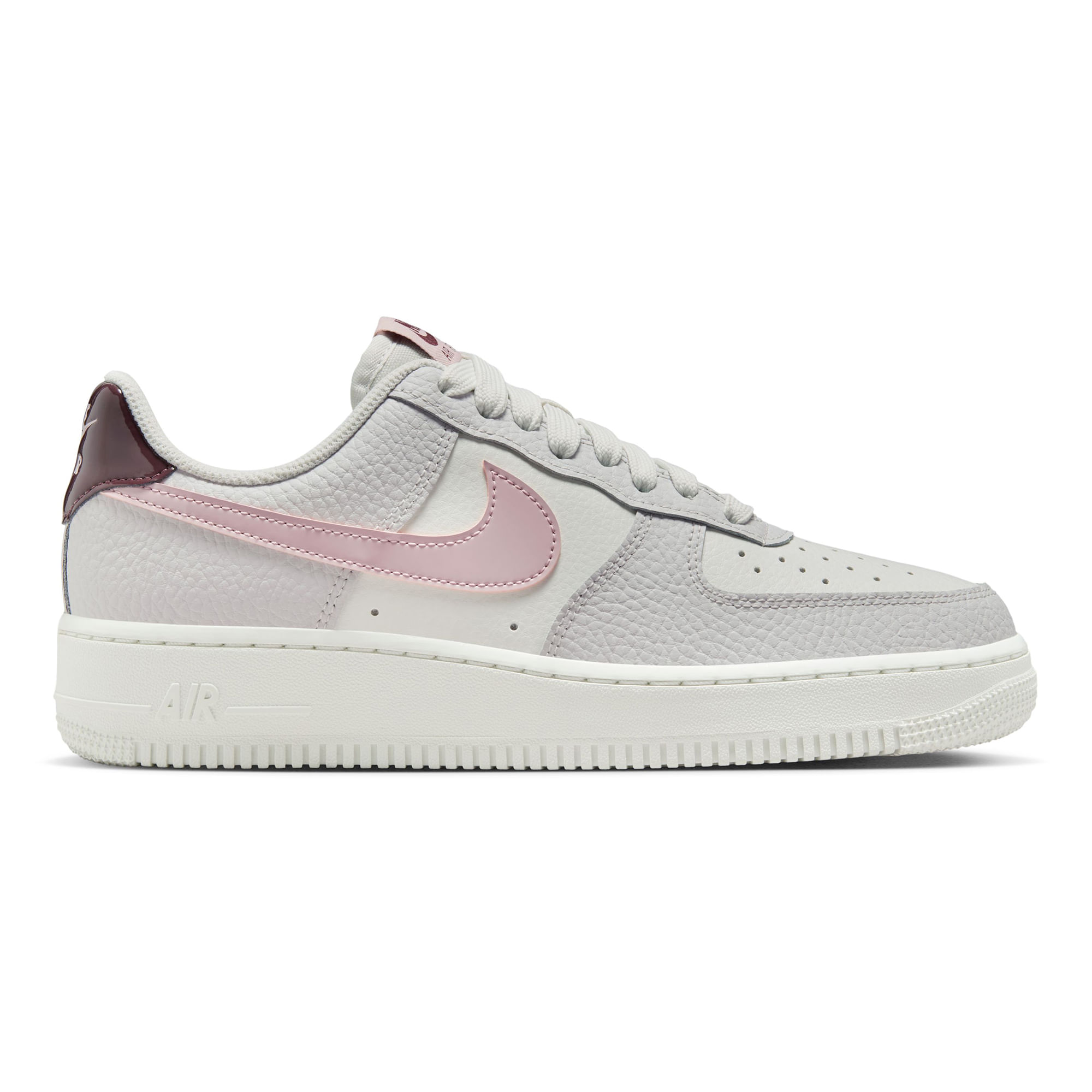 靴 Nike Women's Air Force 1 '07 \" Nike Air Force 1 '07 Next Nature Women's Shoes. Nike LU