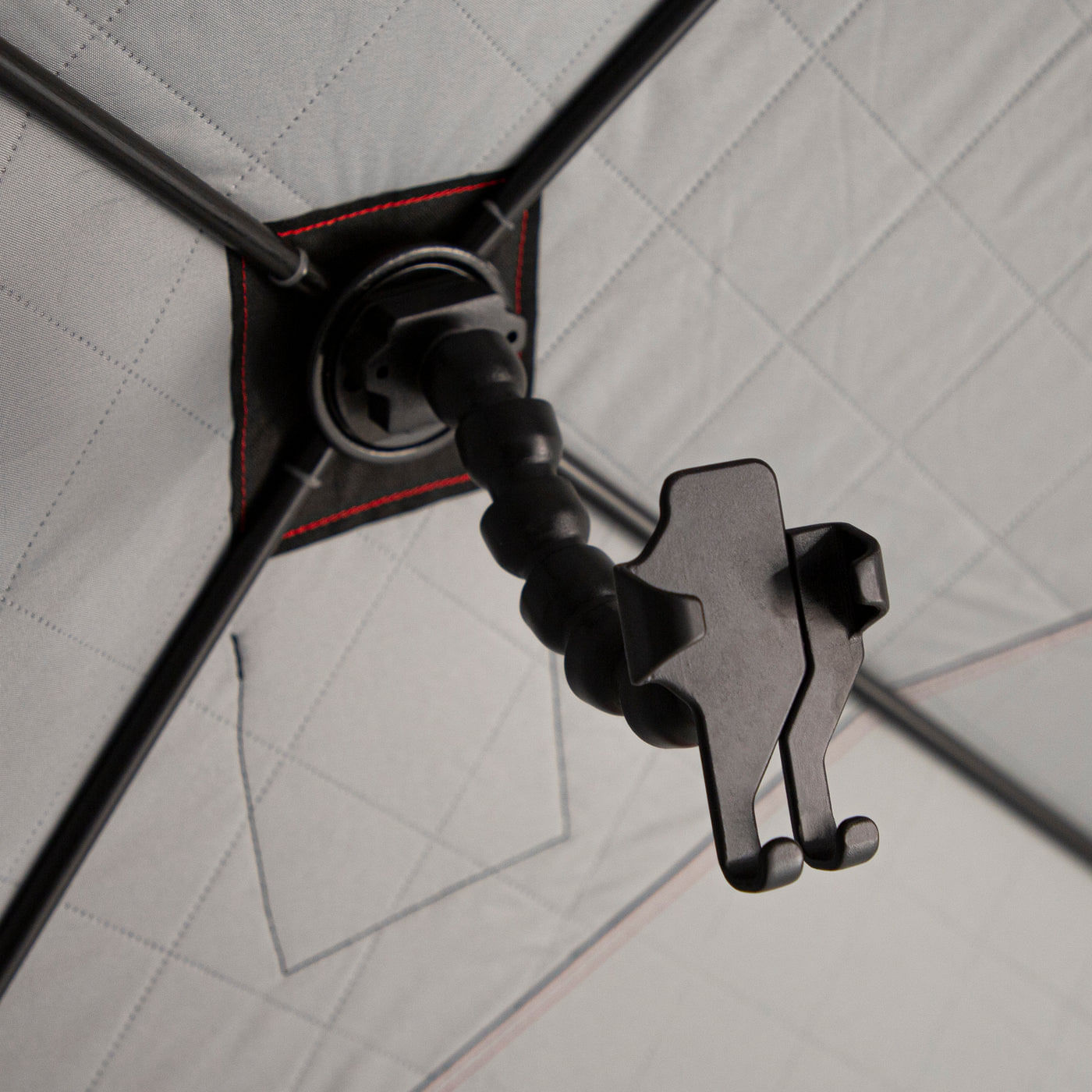 Eskimo-E-Hub-Phone-Holder-Black