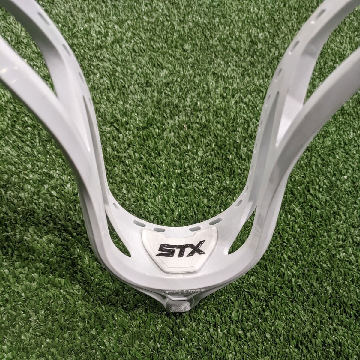 STX-Crescent-Ball-Stop--2-Pack--White
