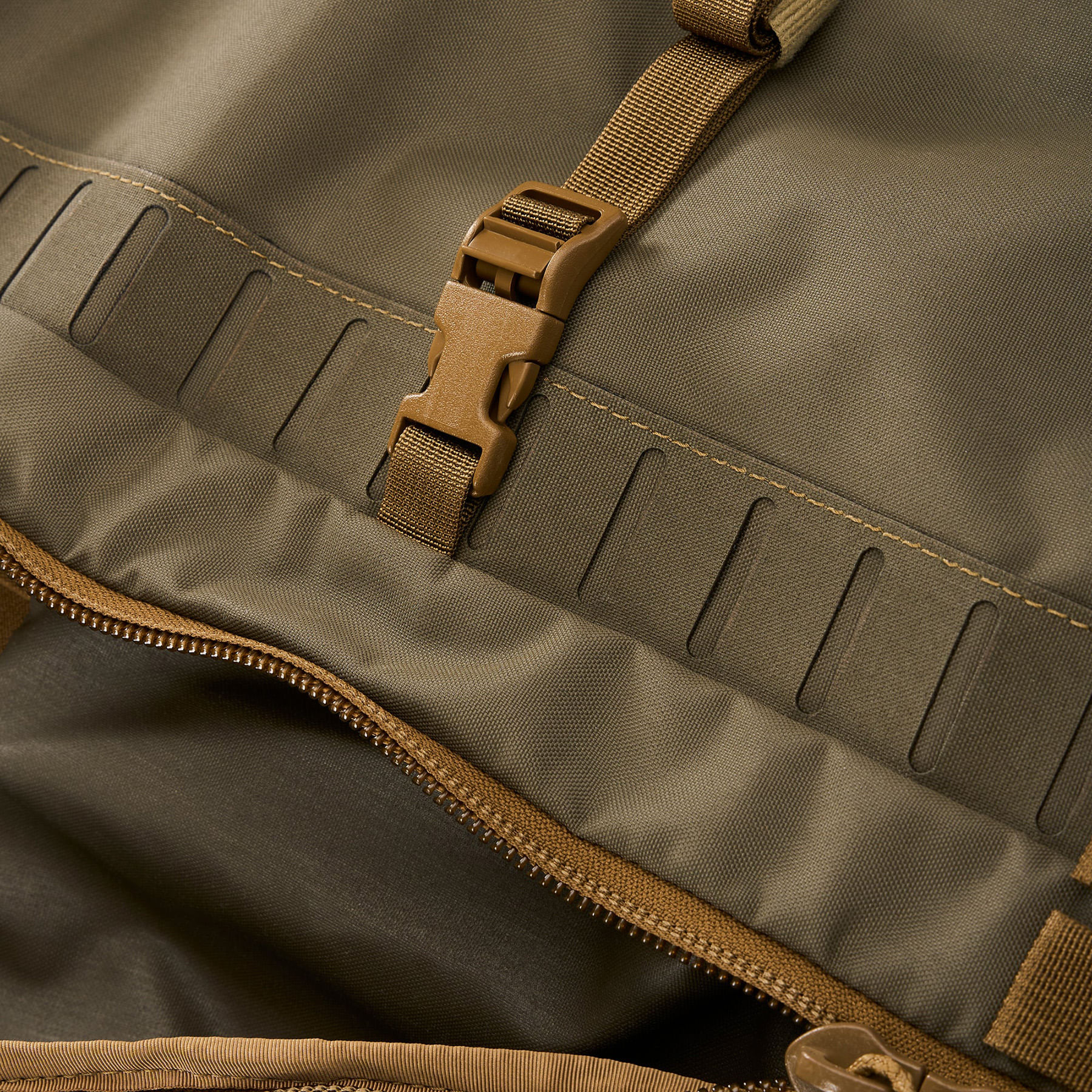 Kifaru-25--ARK-Frame-44-Mag-Pack-Combo-Ranger-Green