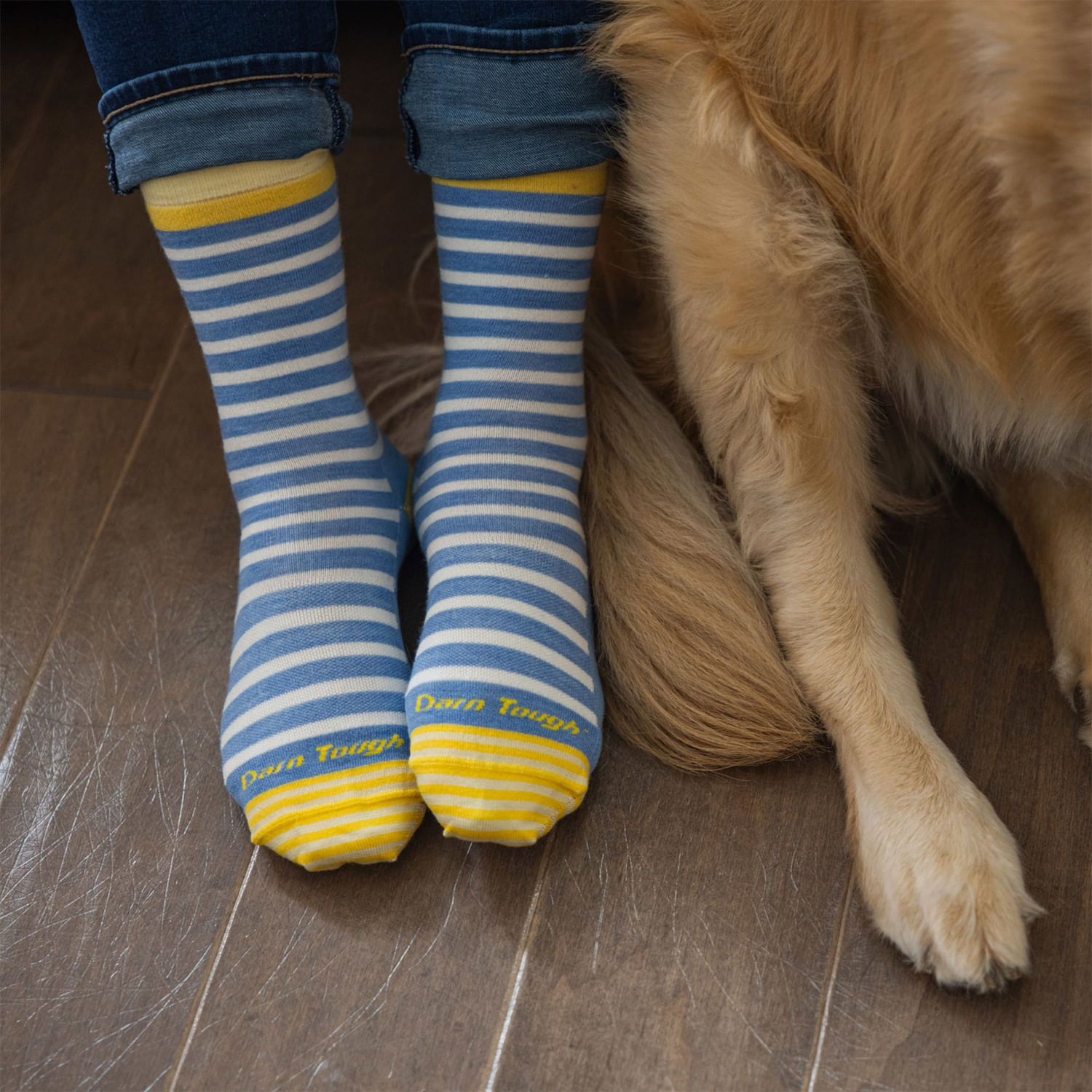 Darn-Tough-Morgan-Crew-Lightweight-Lifestyle-Sock---Women-s-Country-Blue