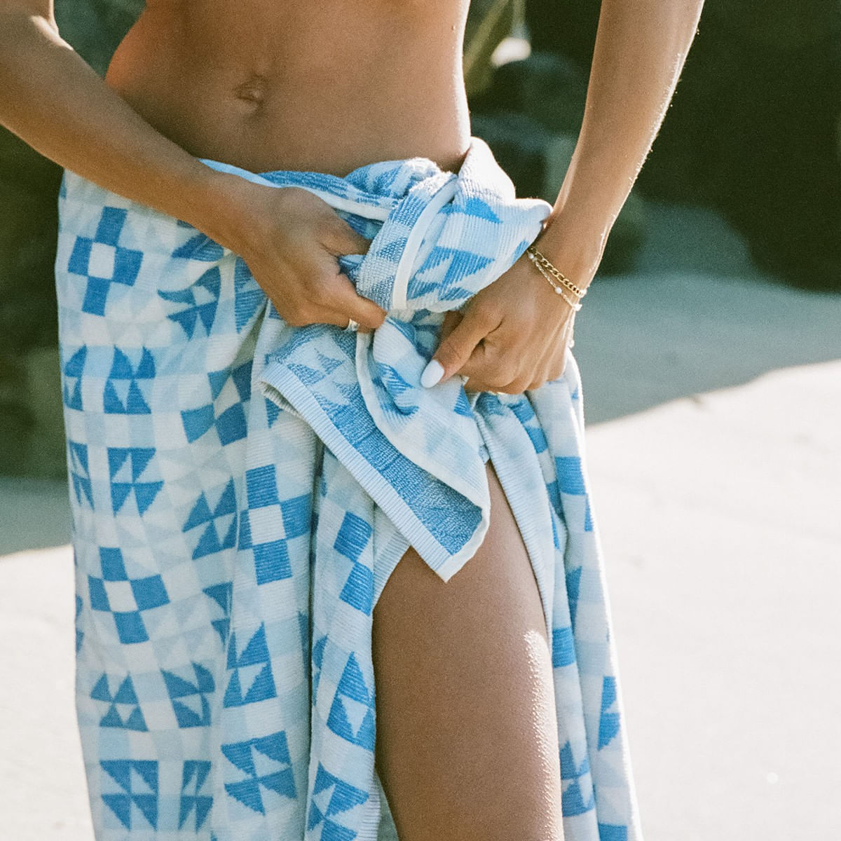 Slowtide-The-Dream-Oversized-Premium-Woven-Towel-Lagoon