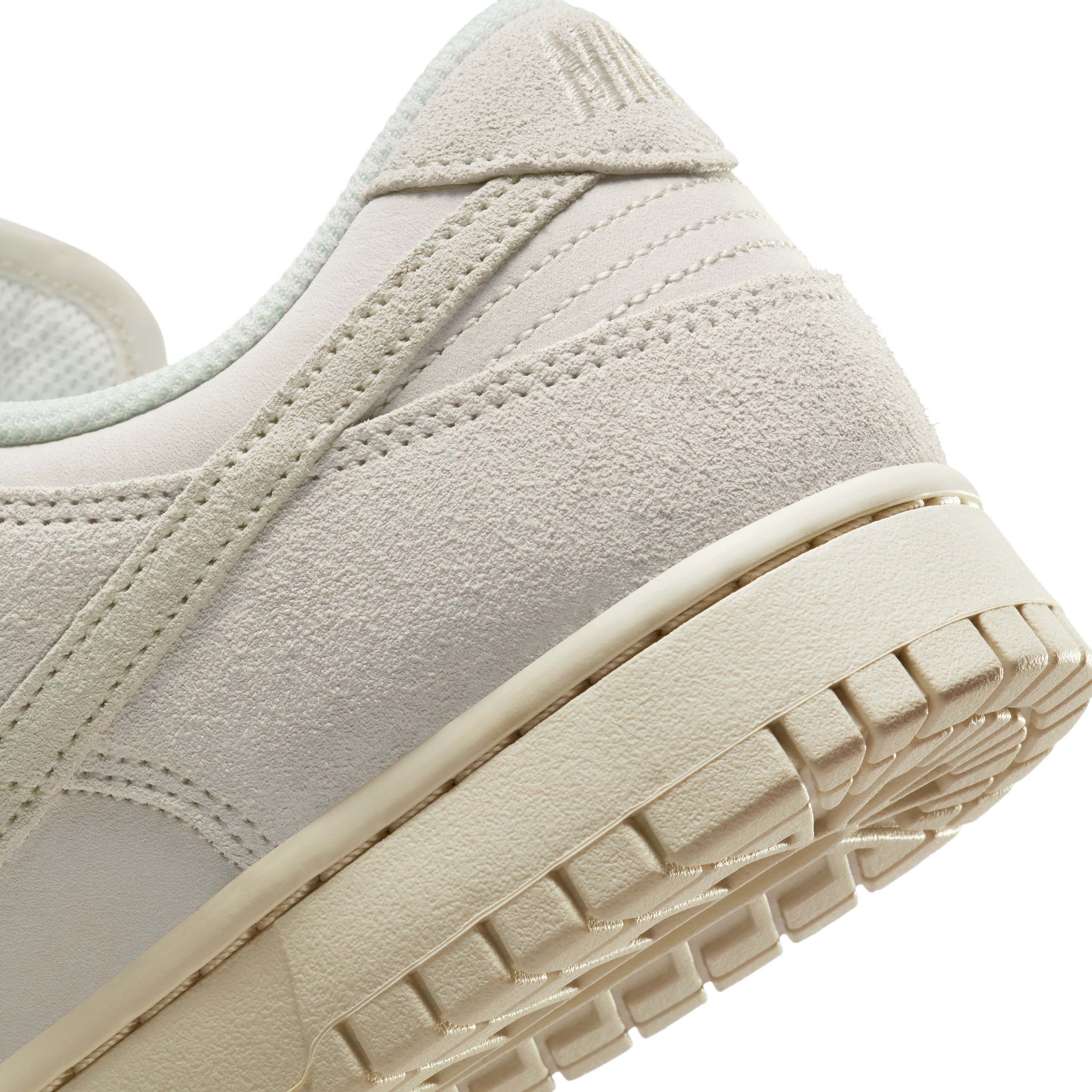 Nike-Dunk-Low-Retro-SE-Shoe---Men-s-Phantom---Phantom