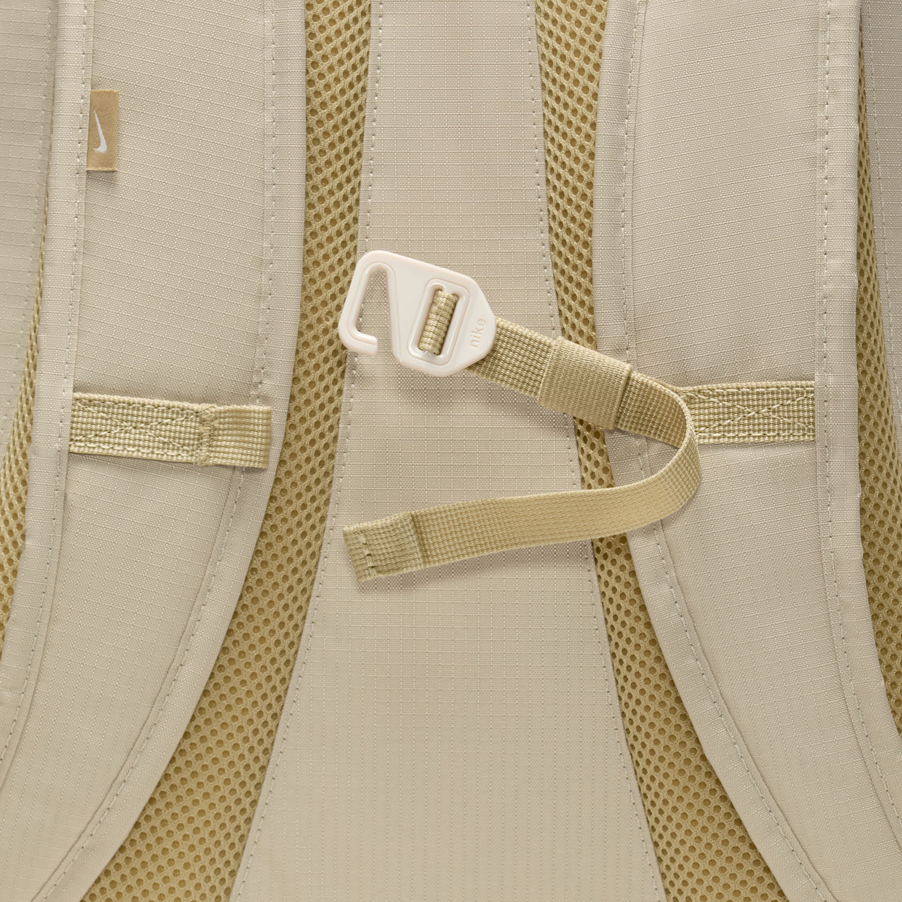 Nike-Hayward-26L-Backpack-Desert-Khaki---LT-Orewood-Brown