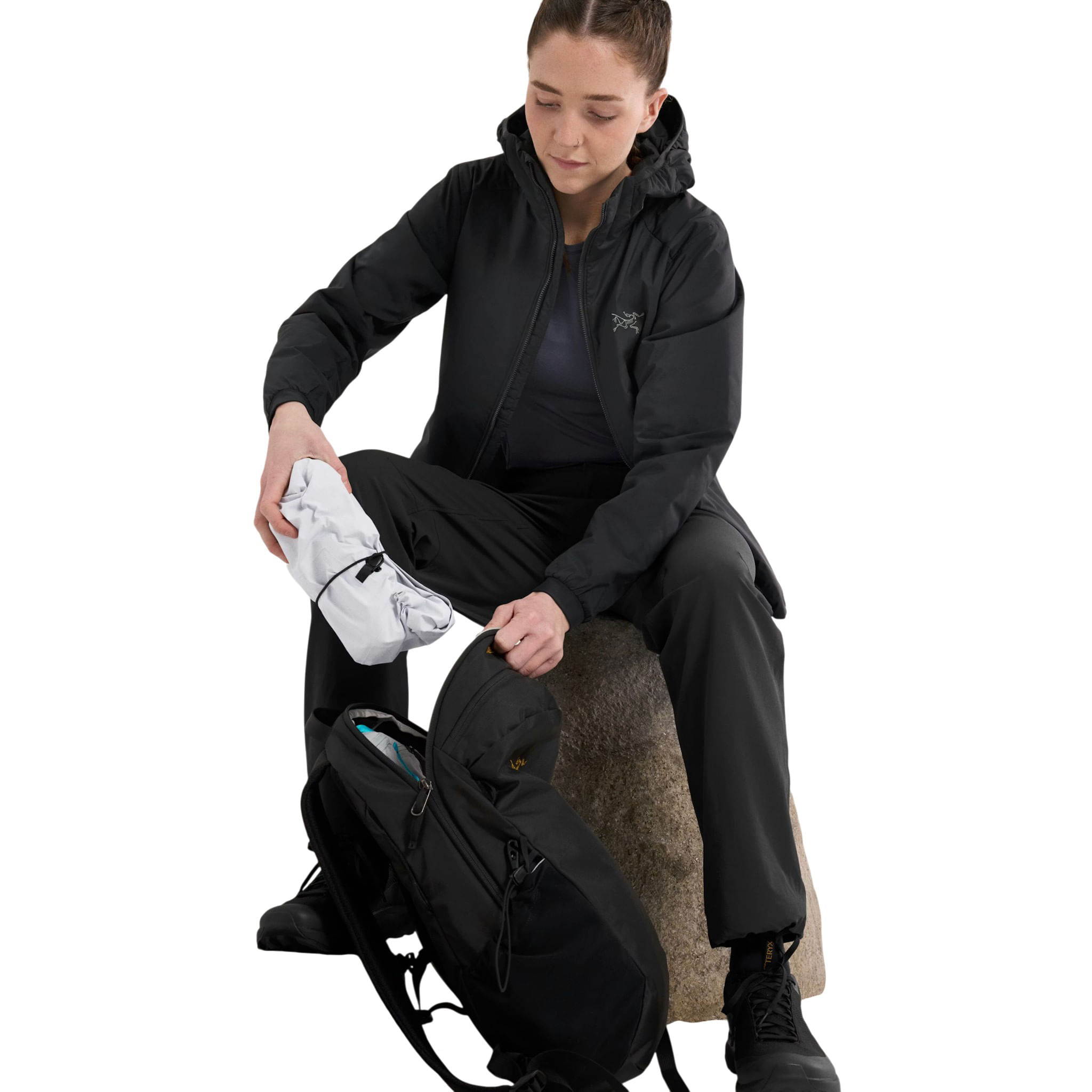 Arc-teryx-Atom-Hoodie---Women-s-Black