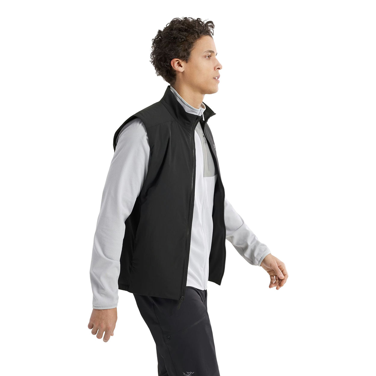 【新品同様】ARC’TERYX Atom Vest XLサイズ Arc'teryx Men's Atom Vest M in Black Arc'teryx