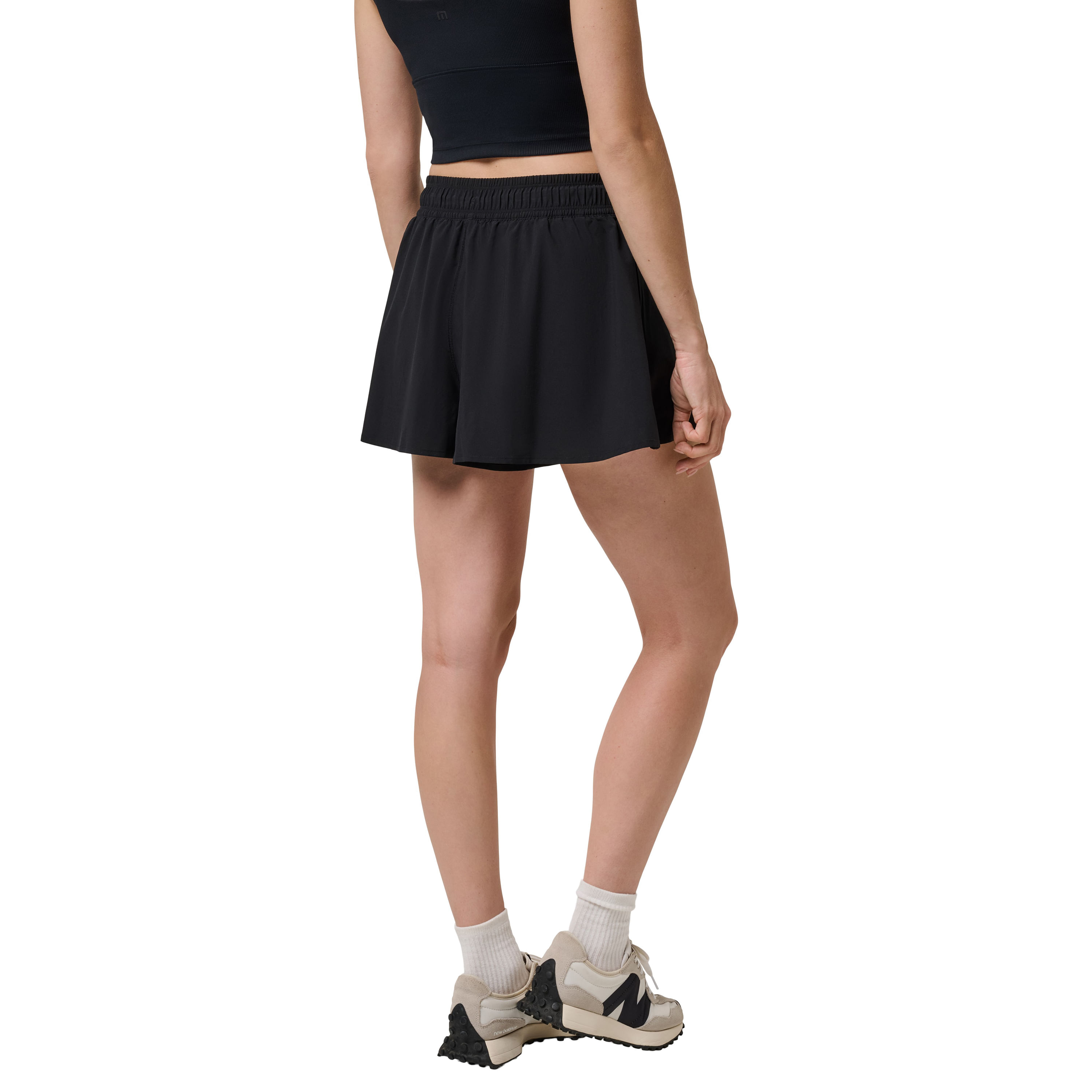 TravisMathew-Breezeblend-Challenger-Short---Women-s-Black