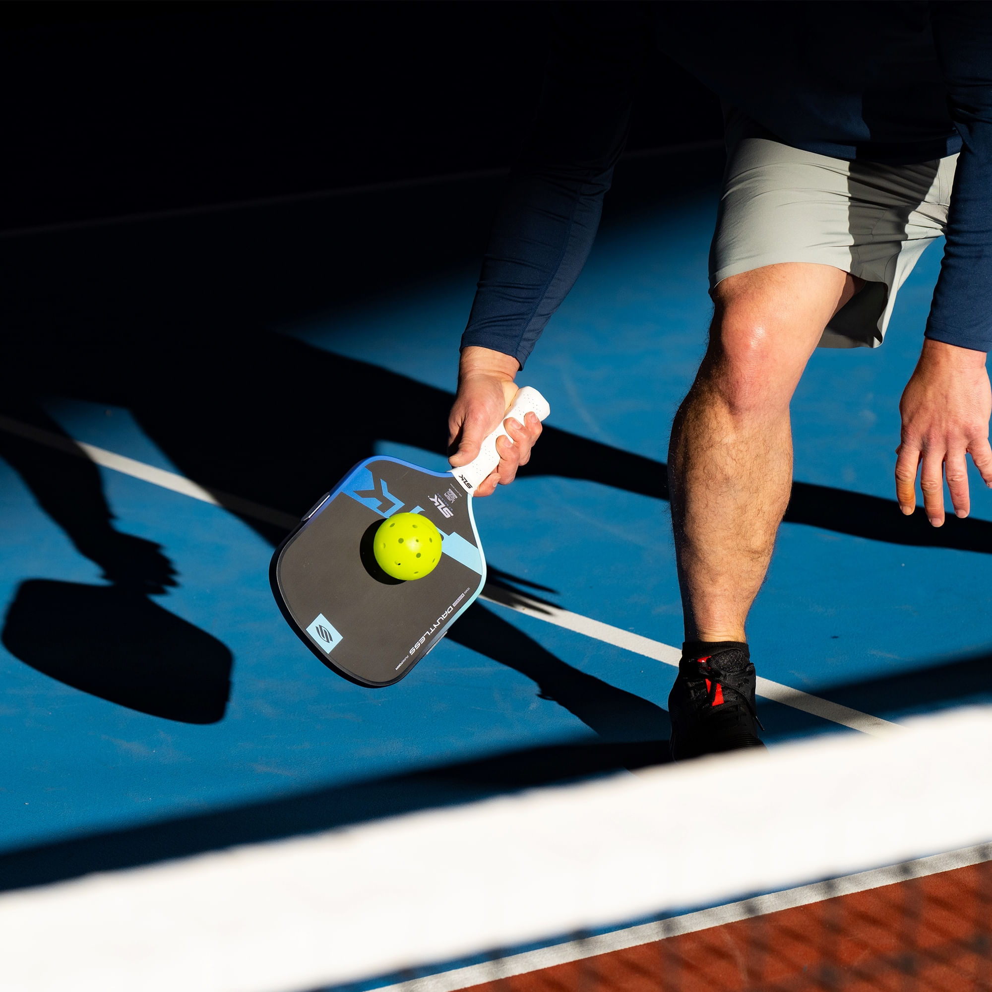 Selkirk SLK Dauntless Elongated Pickleball Paddle - Electric Sunset 16 mm