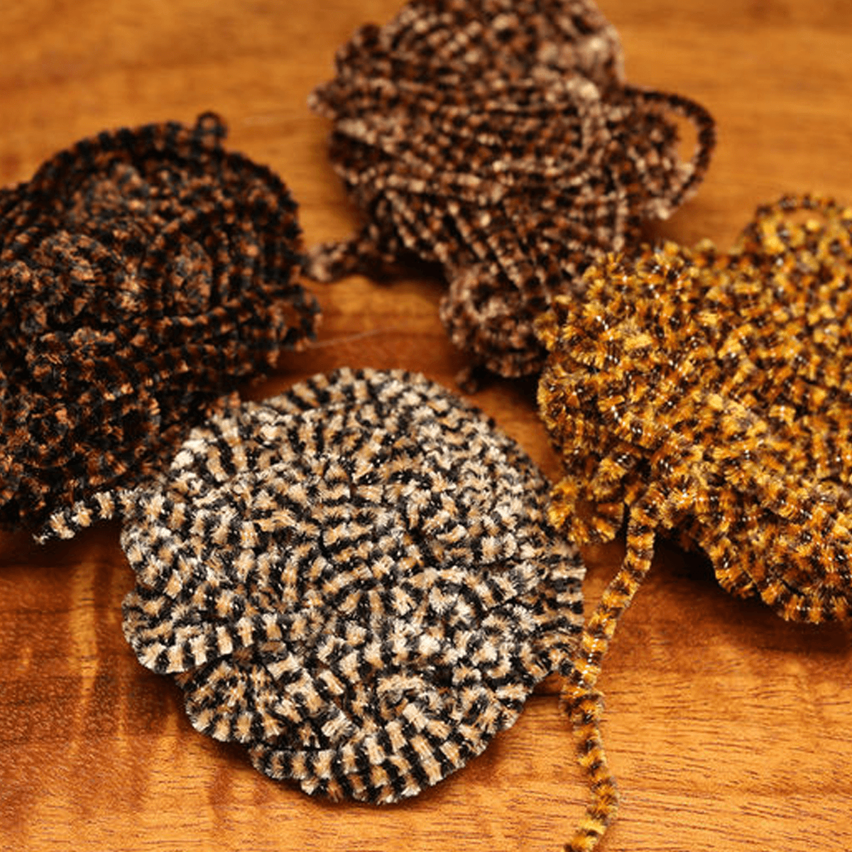 Hareline Dubbin Small Stonefly Chenille Fly Fish Food - Seal Brown / Coffee #9