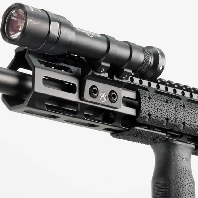 Magpul-M-LOK-Offset-Light-Mount-Polymer.jpg