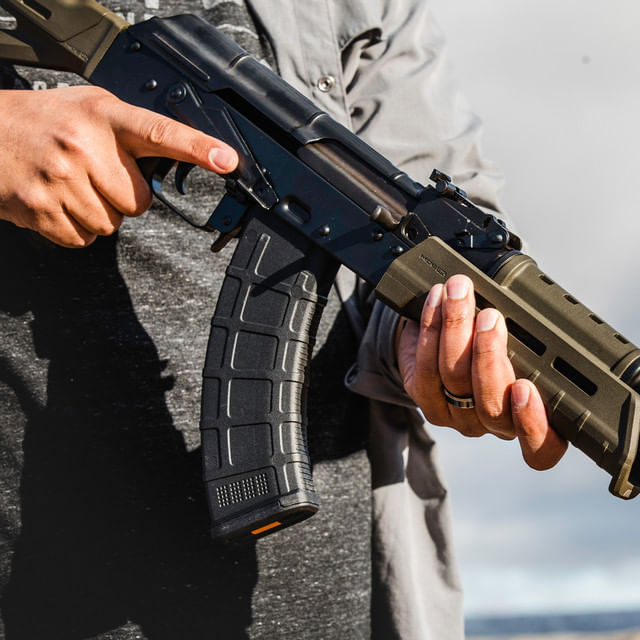 Magpul-PMAG®-30-AK-AKM-MOE.jpg